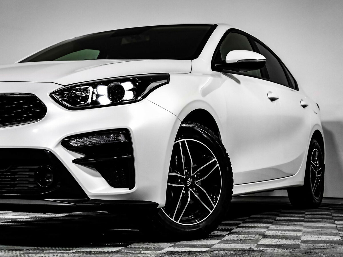 Kia Cerato б/у, 2020, Автоматическая. Фото: #1