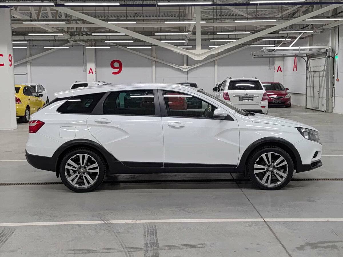 Lada (ВАЗ) Vesta б/у, 2018, Роботизированная. Фото: #3