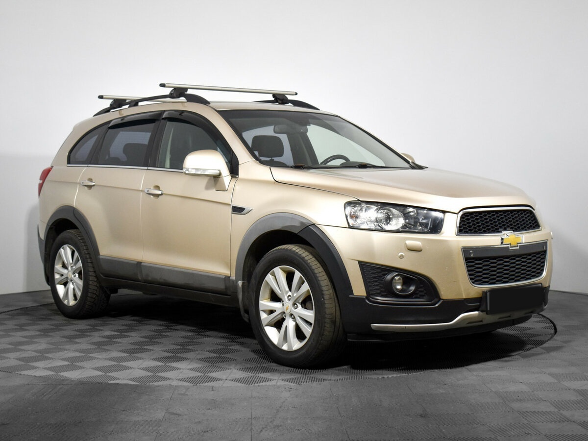 Chevrolet Captiva б/у, 2013, Автоматическая. Фото: #2
