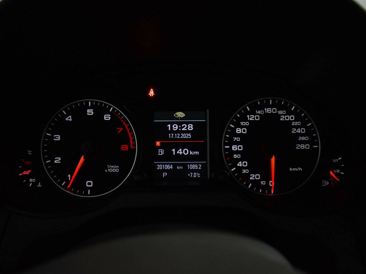 Audi Q5 б/у, 2012, Роботизированная. Фото: #19