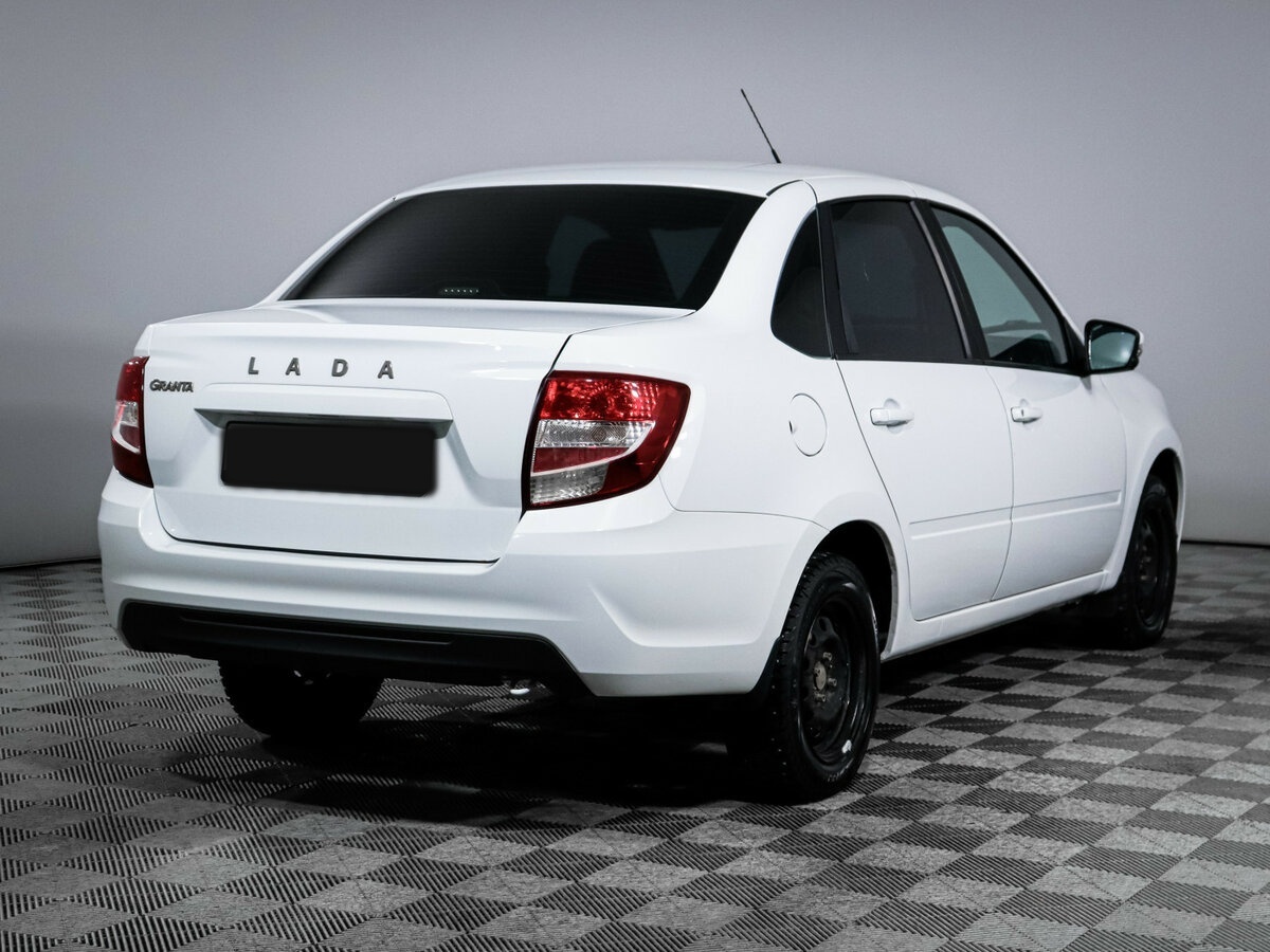 Lada (ВАЗ) Granta б/у, 2023, Механическая. Фото: #3