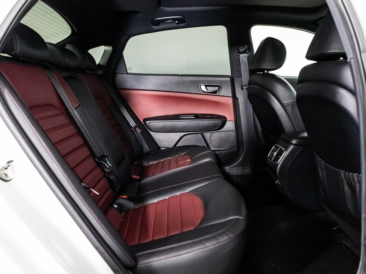 Kia Optima б/у, 2018, Автоматическая. Фото: #29