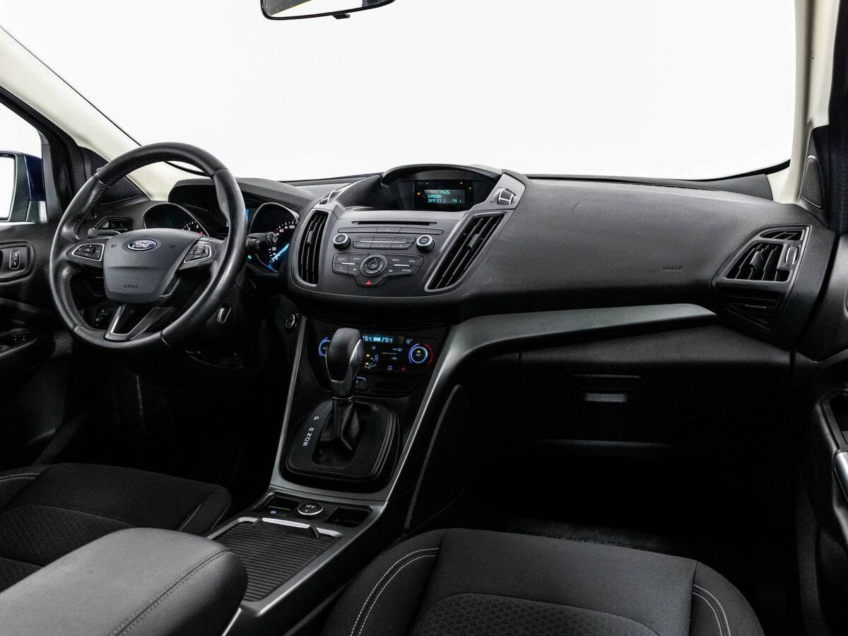Ford Kuga б/у, 2017, Автоматическая. Фото: #6