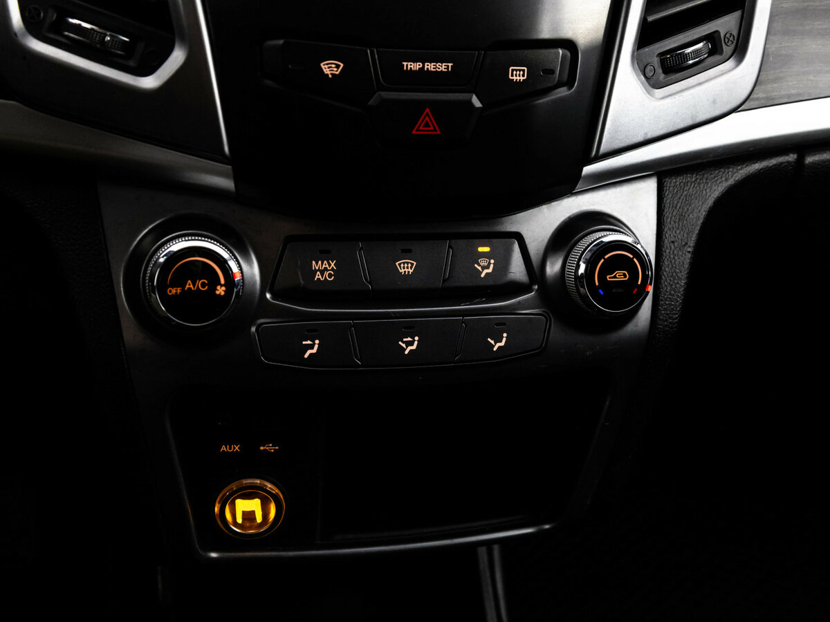 SsangYong Actyon б/у, 2014, Механическая. Фото: #10