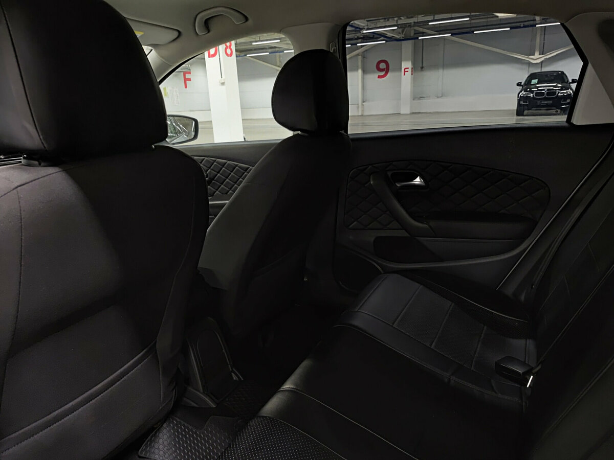 Volkswagen Polo б/у, 2017, Механическая. Фото: #11