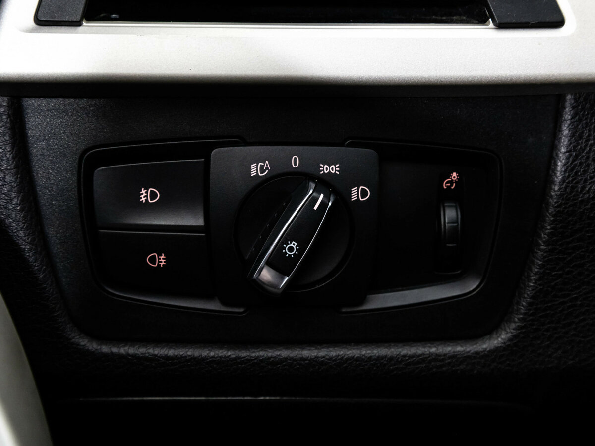 BMW 3 серии б/у, 2016, Автоматическая. Фото: #15