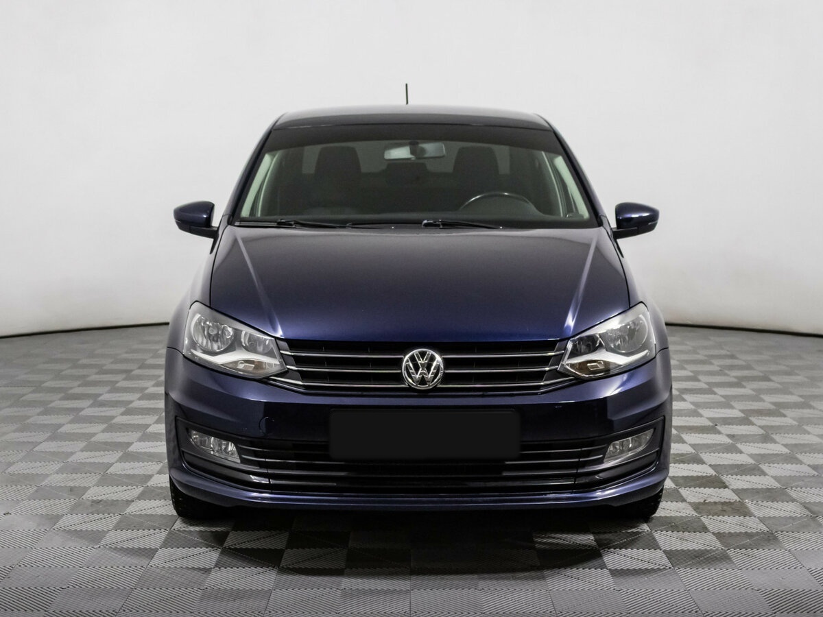 Volkswagen Polo б/у, 2016, Механическая. Фото: #1