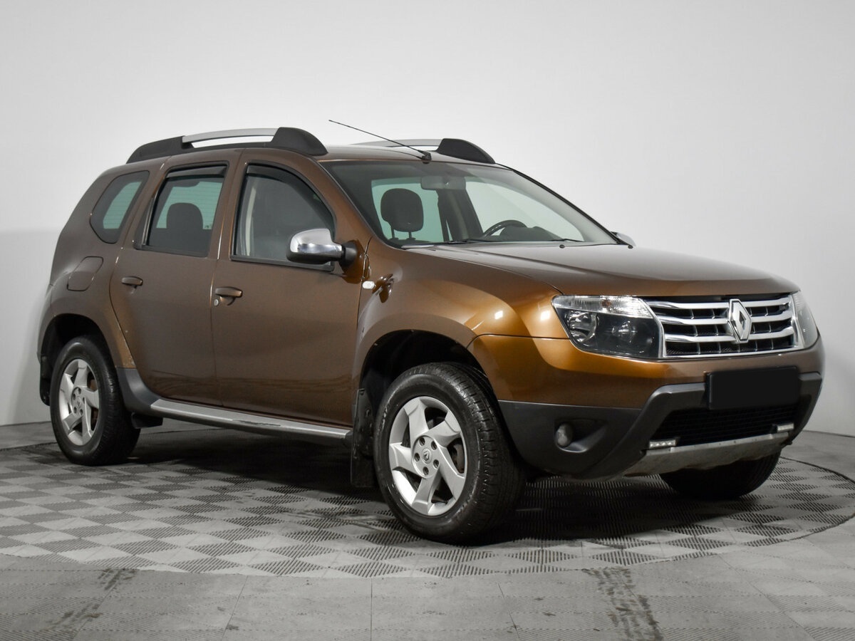 Renault Duster б/у, 2012, Механическая. Фото: #2