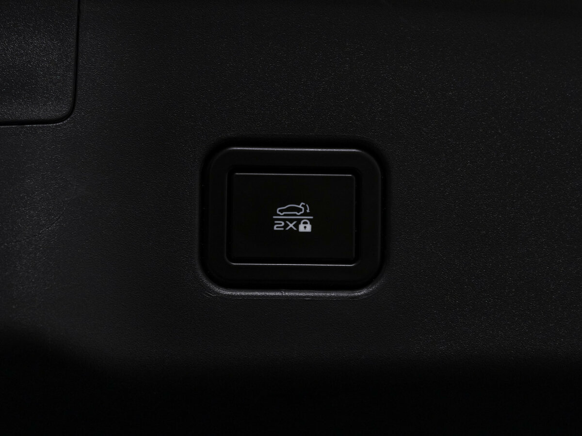 Changan UNI-V б/у, 2023, Роботизированная. Фото: #18