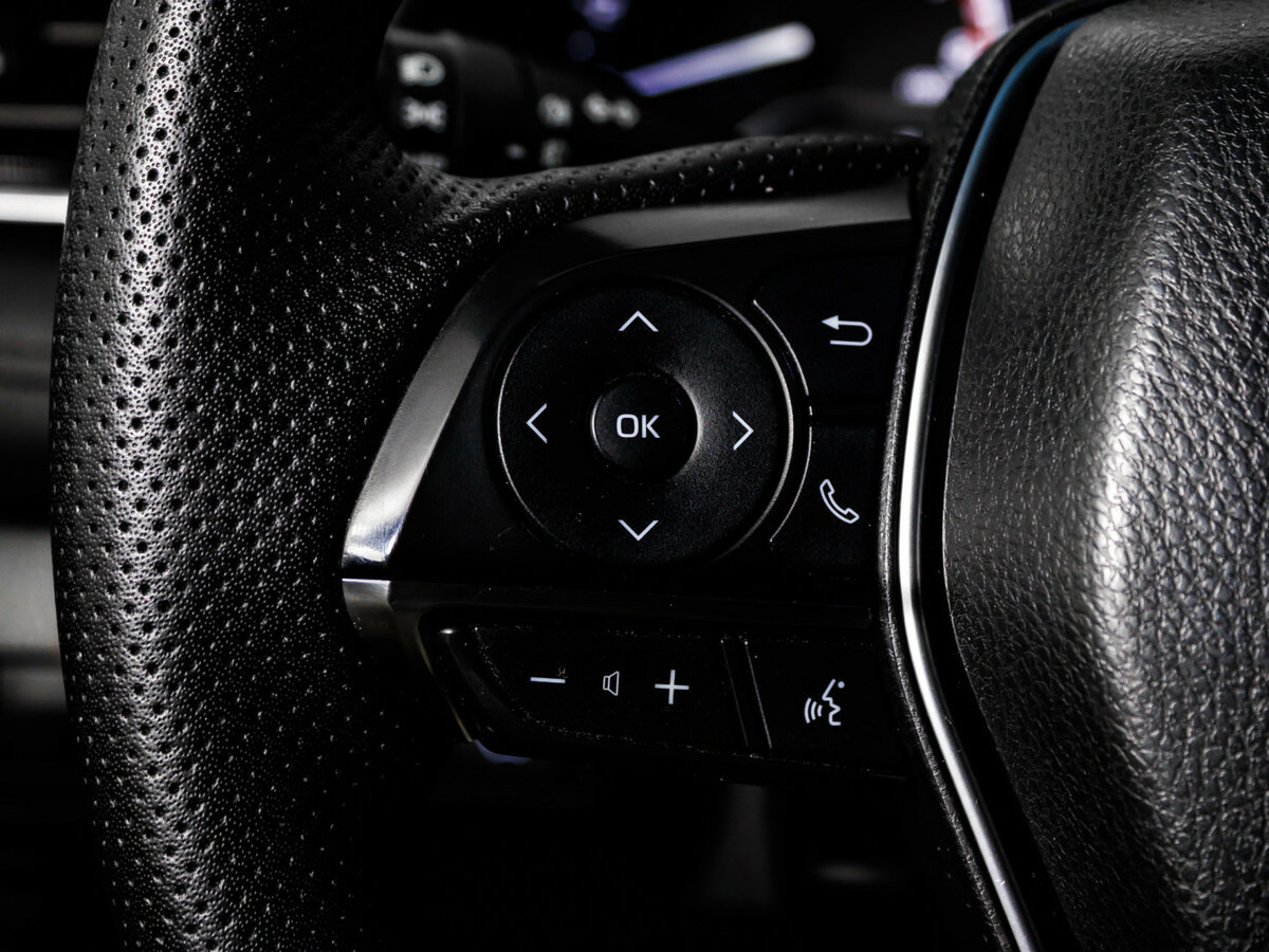 Toyota Camry б/у, 2019, Автоматическая. Фото: #18