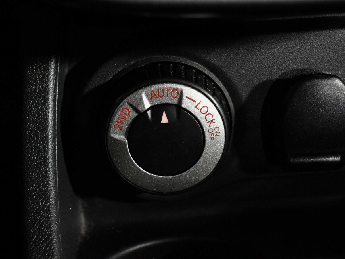 Renault Duster б/у, 2013, Механическая. Фото: #15