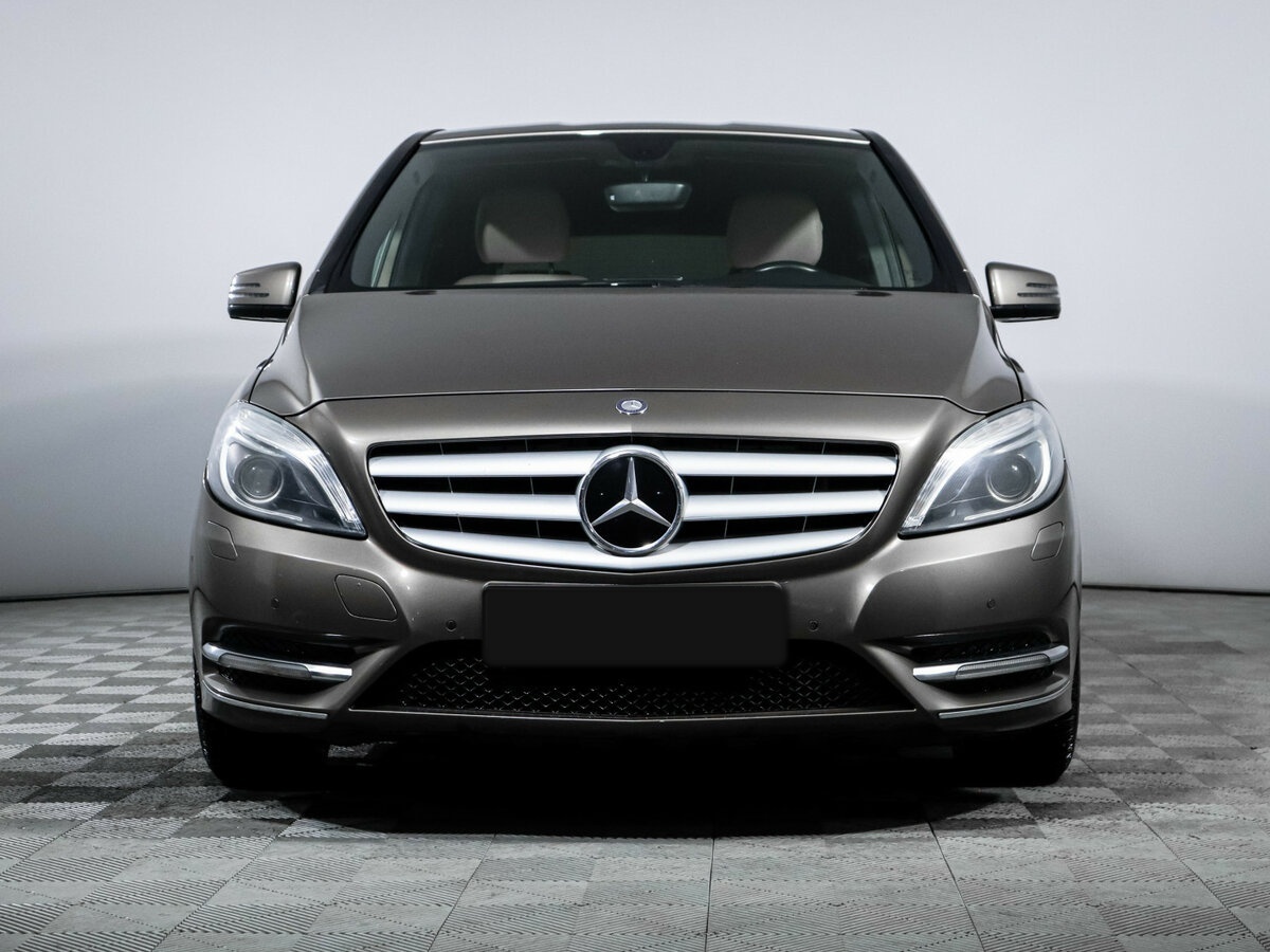Mercedes-Benz B-Класс б/у, 2013, Роботизированная. Фото: #1