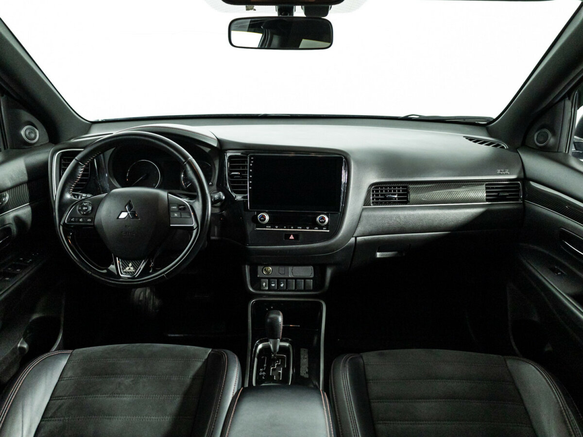 Mitsubishi Outlander б/у, 2020, Вариатор. Фото: #12