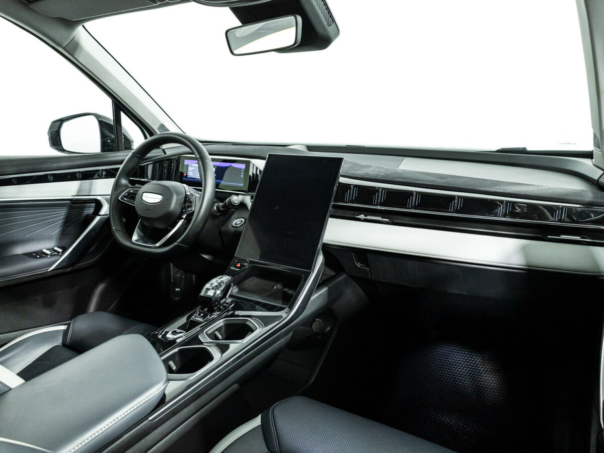 Geely Atlas б/у, 2023, Роботизированная. Фото: #6