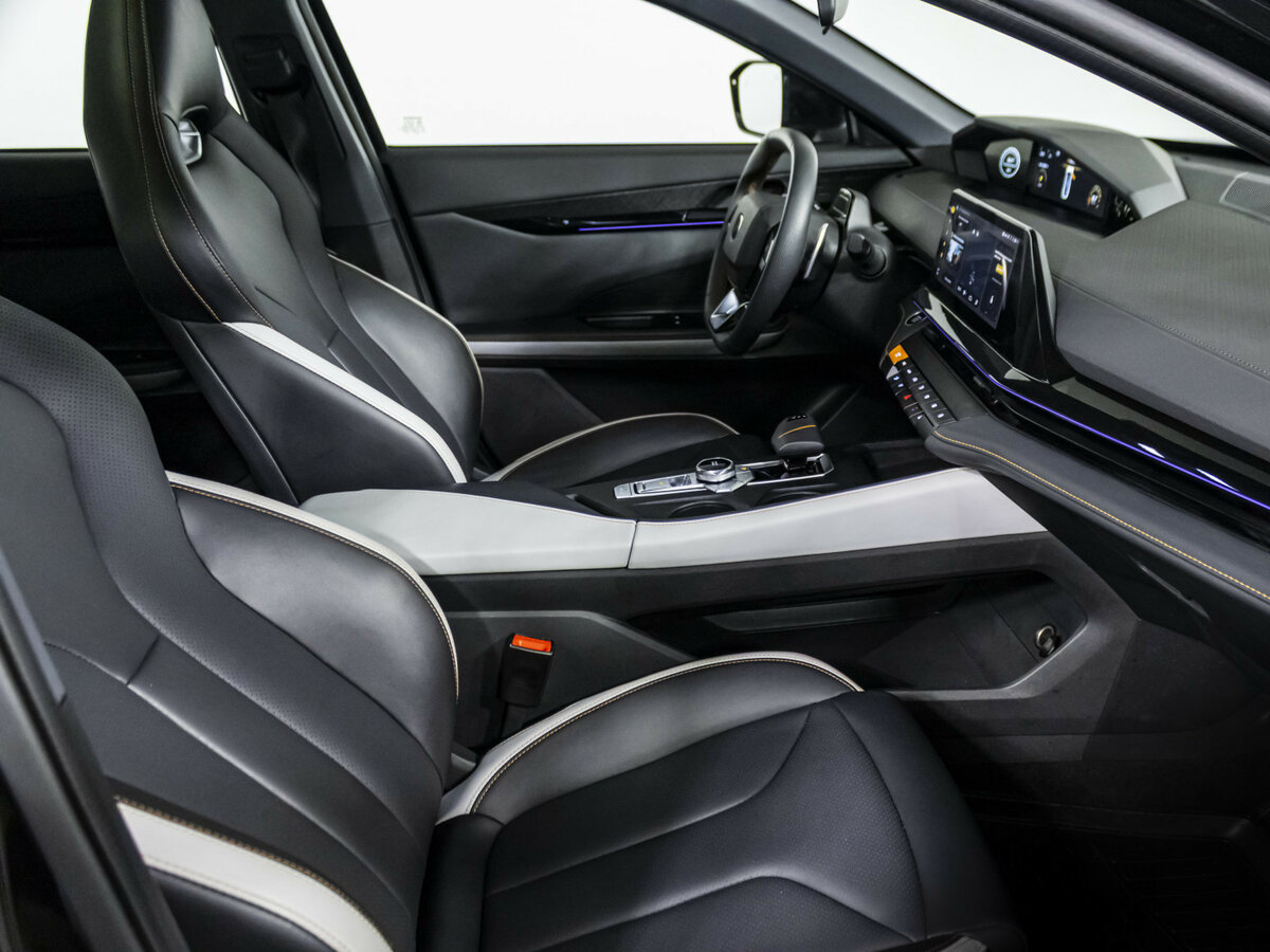 Changan UNI-V б/у, 2024, Роботизированная. Фото: #7