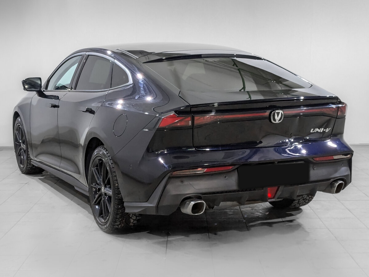 Changan UNI-V б/у, 2023, Роботизированная. Фото: #6