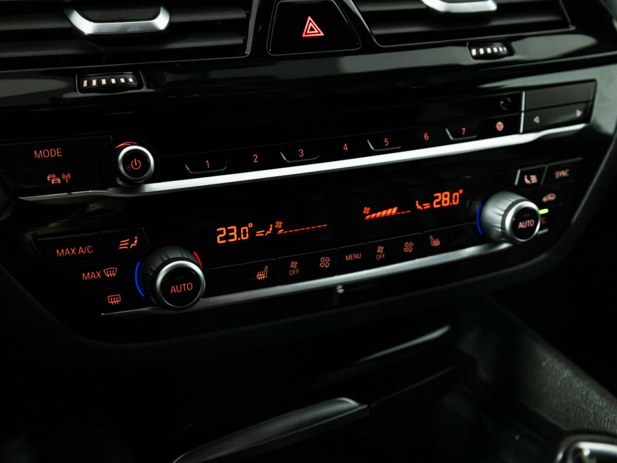 BMW 5 серии б/у, 2017, Автоматическая. Фото: #15