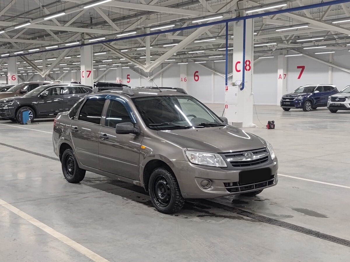 Lada (ВАЗ) Granta б/у, 2013, Автоматическая. Фото: #2