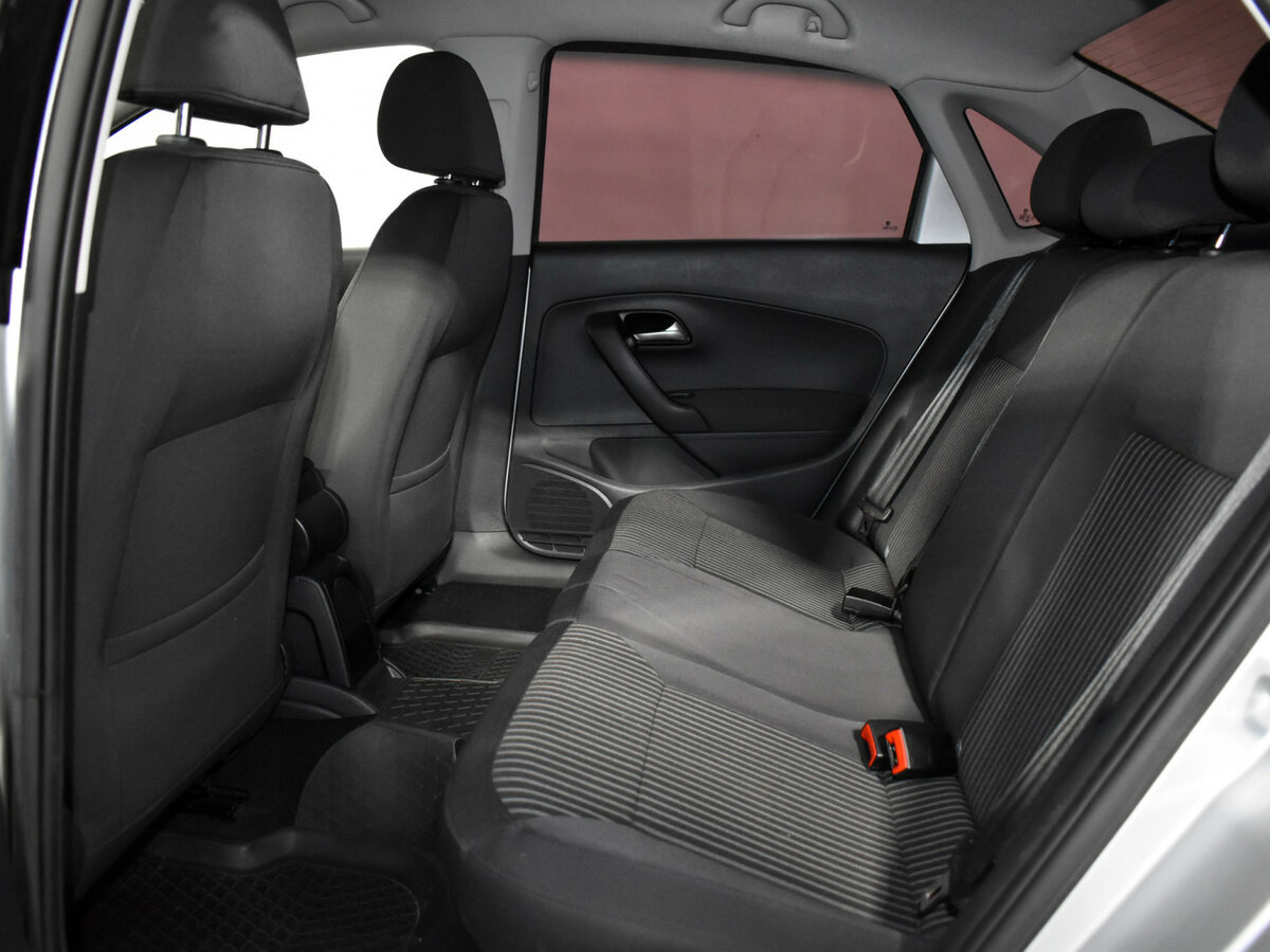 Volkswagen Polo б/у, 2015, Механическая. Фото: #10