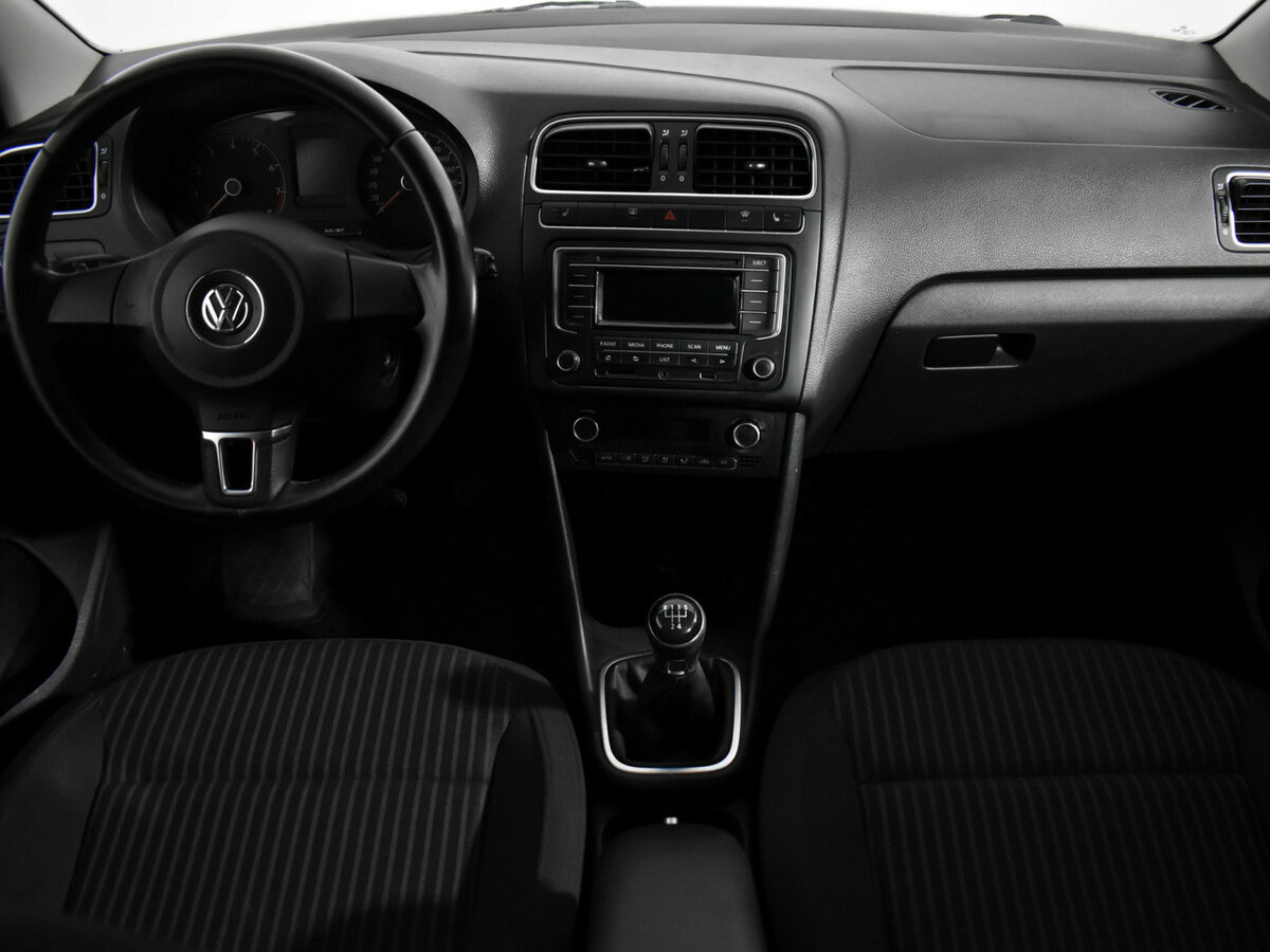 Volkswagen Polo б/у, 2015, Механическая. Фото: #12