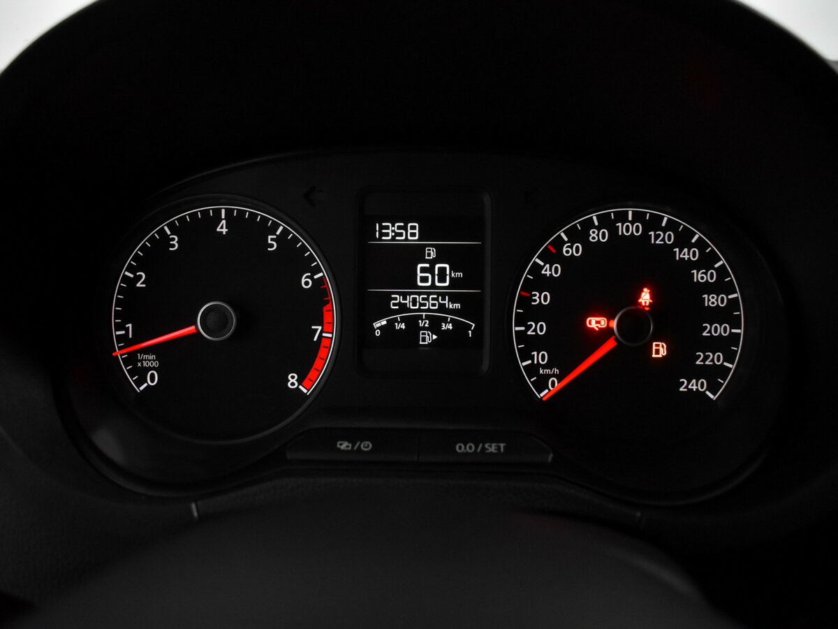 Volkswagen Polo б/у, 2015, Механическая. Фото: #15