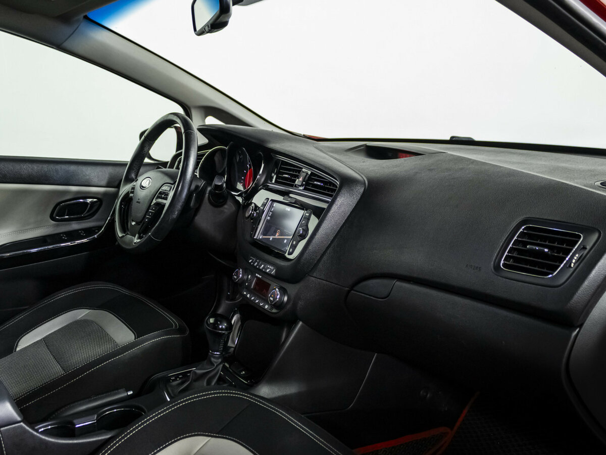 Kia Ceed б/у, 2017, Роботизированная. Фото: #8