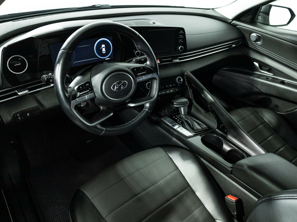 Hyundai Elantra б/у, 2022, Автоматическая. Фото: #10