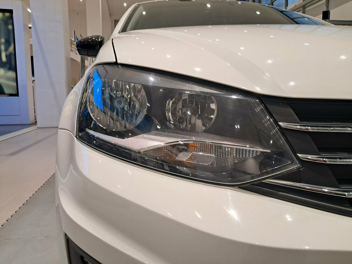 Volkswagen Polo б/у, 2017, Автоматическая. Фото: #16