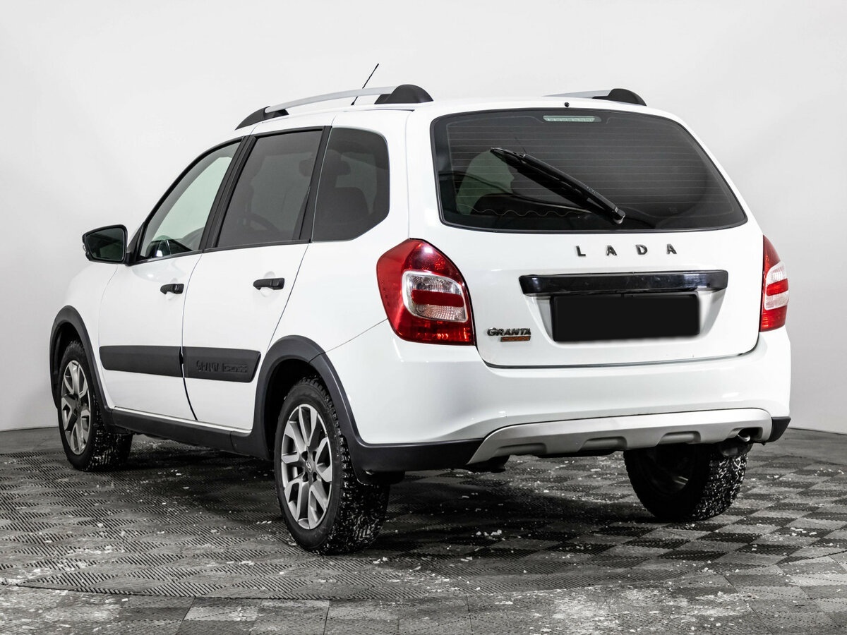 Lada (ВАЗ) Granta б/у, 2023, Механическая. Фото: #5