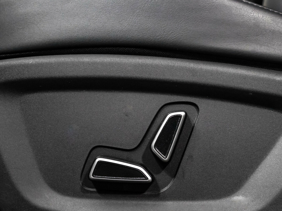 Changan UNI-V б/у, 2023, Роботизированная. Фото: #15