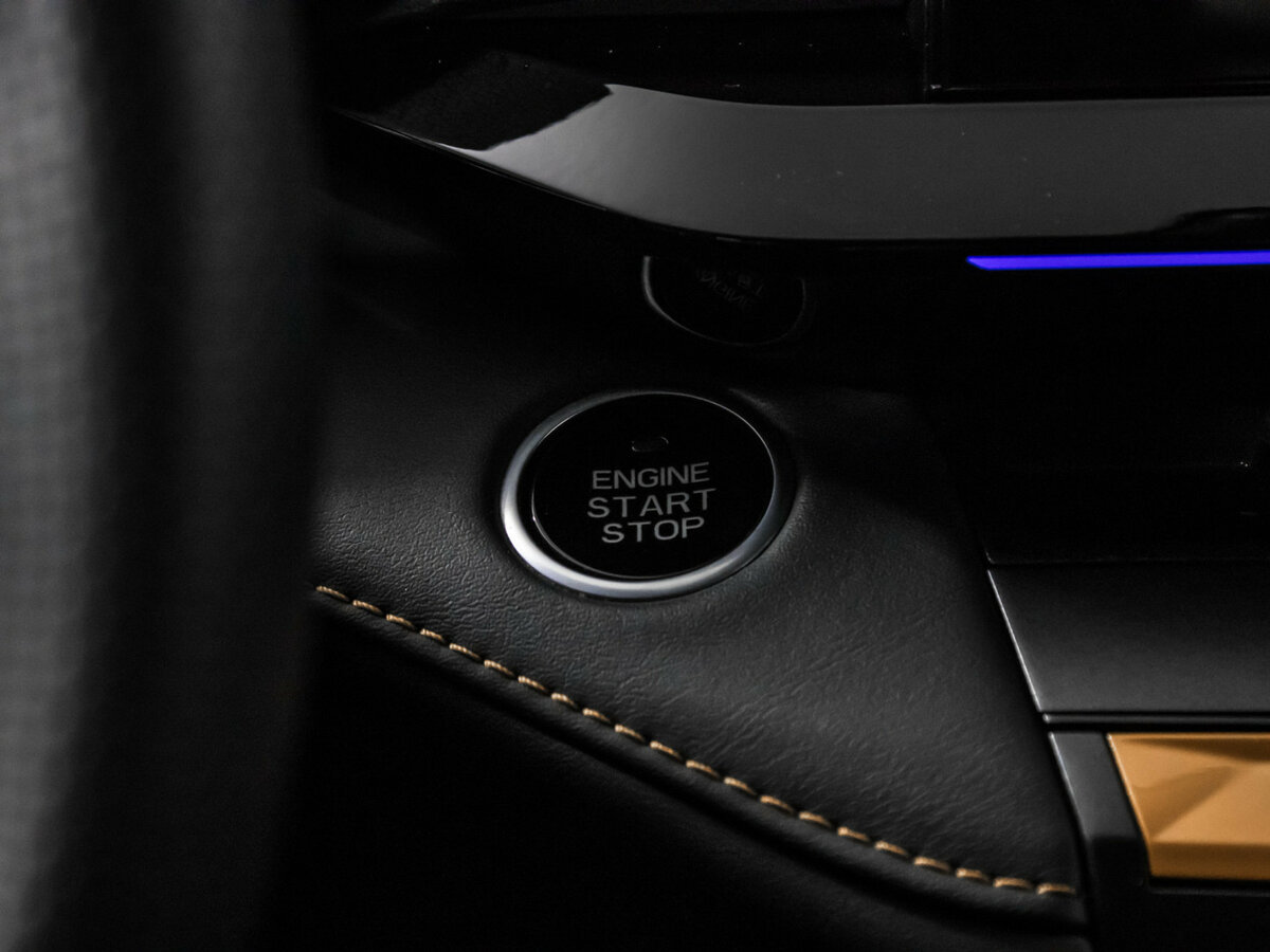 Changan UNI-V б/у, 2023, Роботизированная. Фото: #19