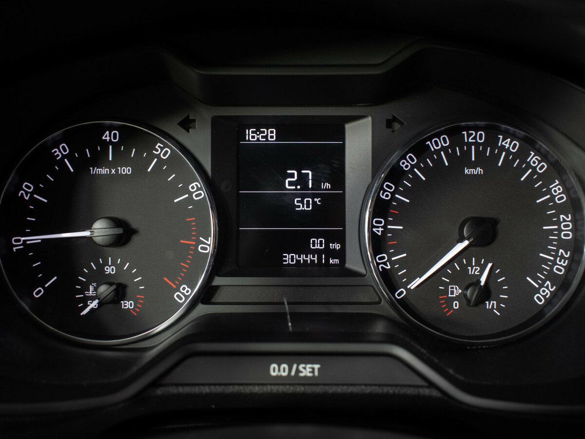 Skoda Octavia б/у, 2014, Механическая. Фото: #9