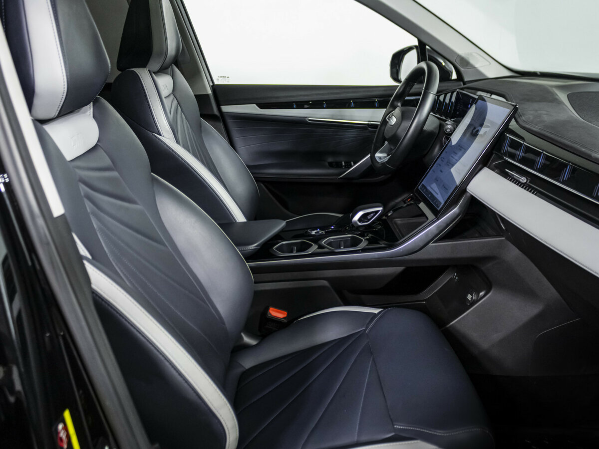 Geely Atlas б/у, 2024, Автоматическая. Фото: #7