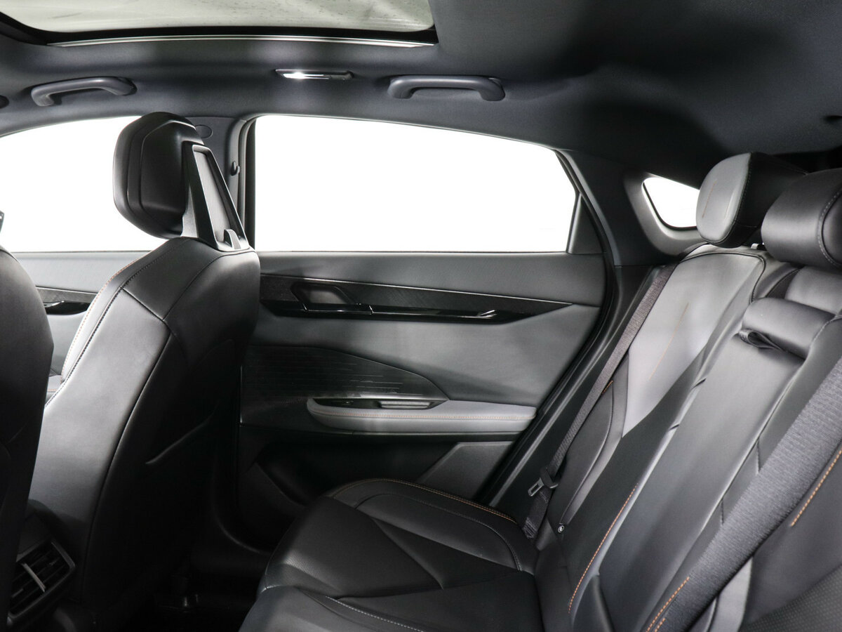 Changan UNI-V б/у, 2023, Роботизированная. Фото: #11