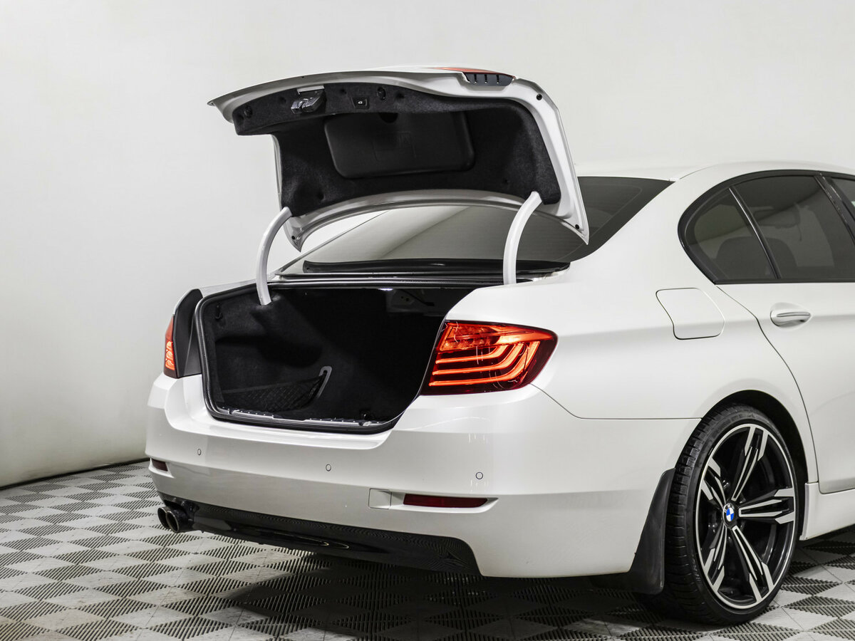 BMW 5 серии б/у, 2016, Автоматическая. Фото: #15