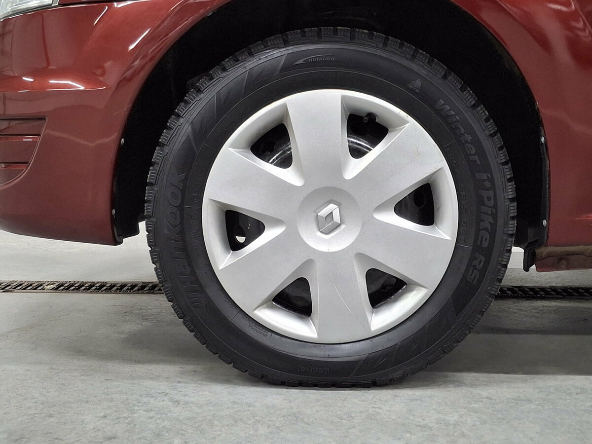 Рено Логан б/у, 2012, Механическая. Фото: #17