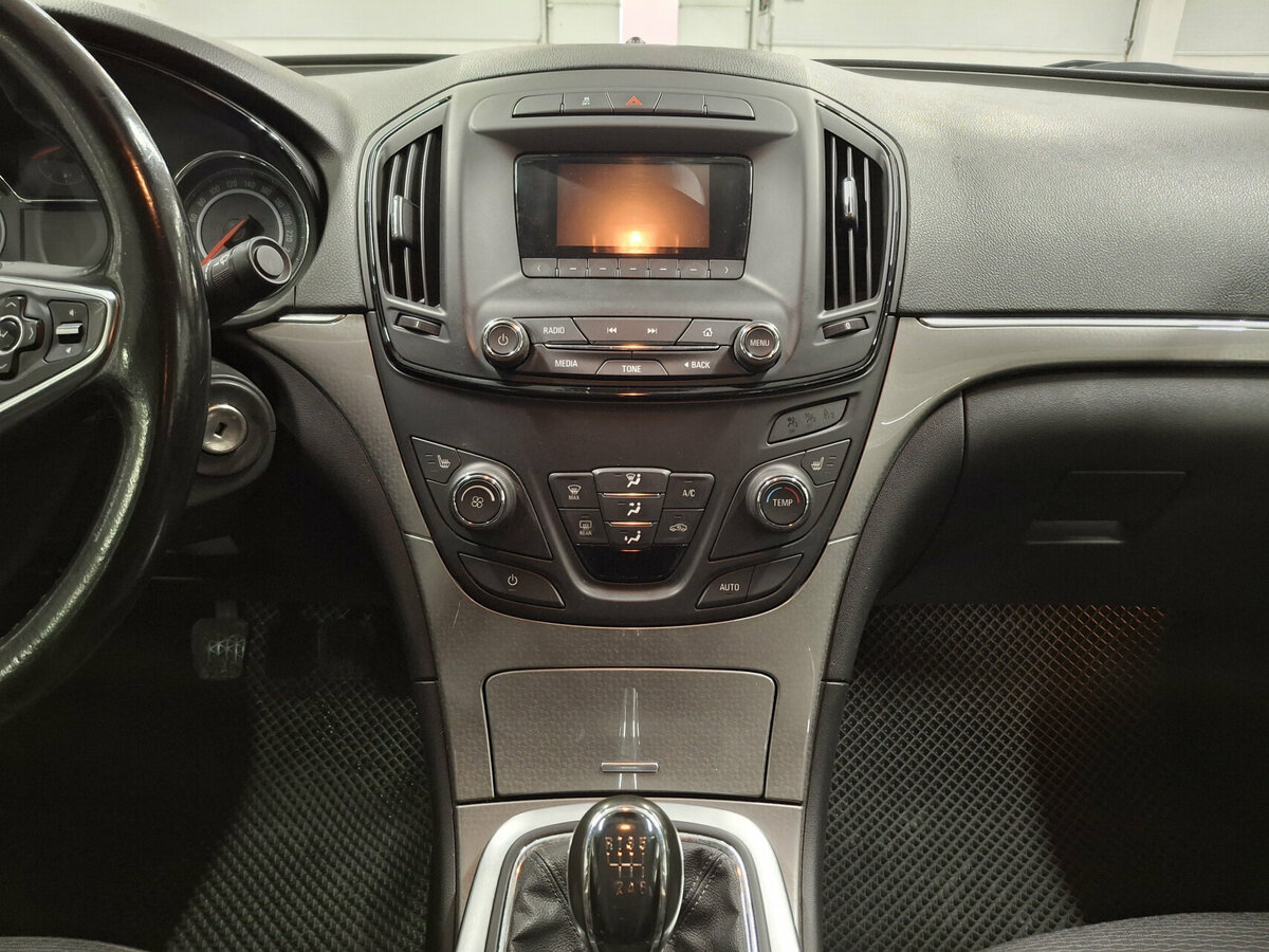 Опель Инсигния б/у, 2013, Механическая. Фото: #14