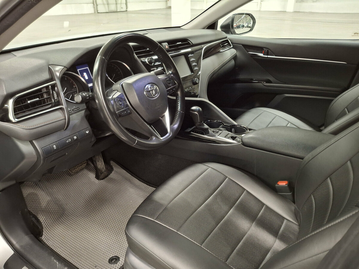 Toyota Camry б/у, 2018, Автоматическая. Фото: #14