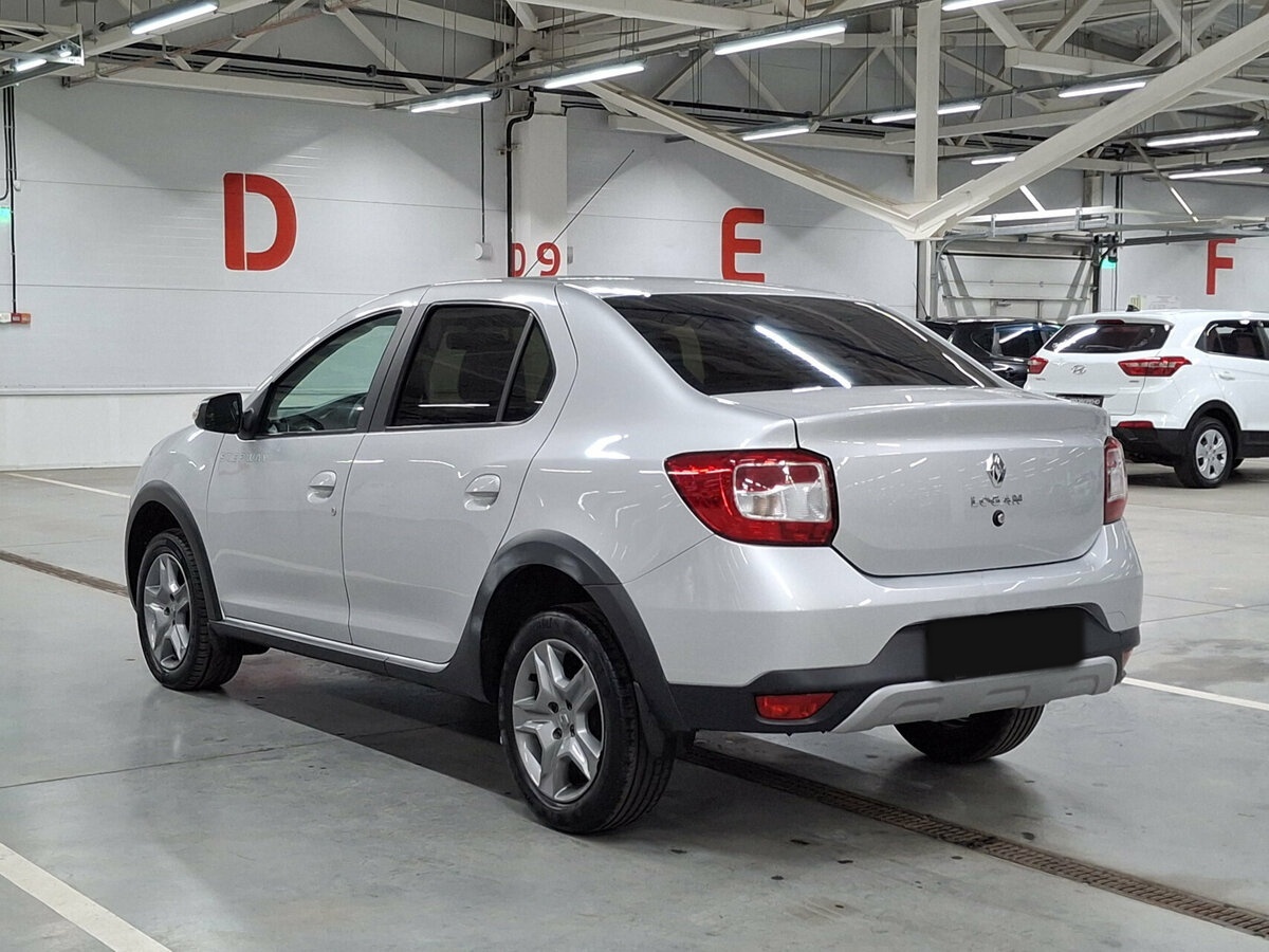 Рено Логан б/у, 2020, Автоматическая. Фото: #6