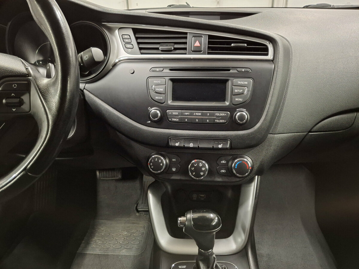 Киа Сид б/у, 2015, Автоматическая. Фото: #14