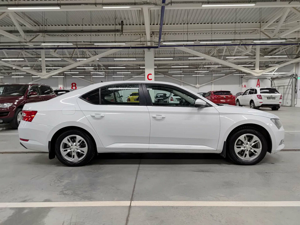 Шкода Суперб б/у, 2016, Роботизированная. Фото: #3