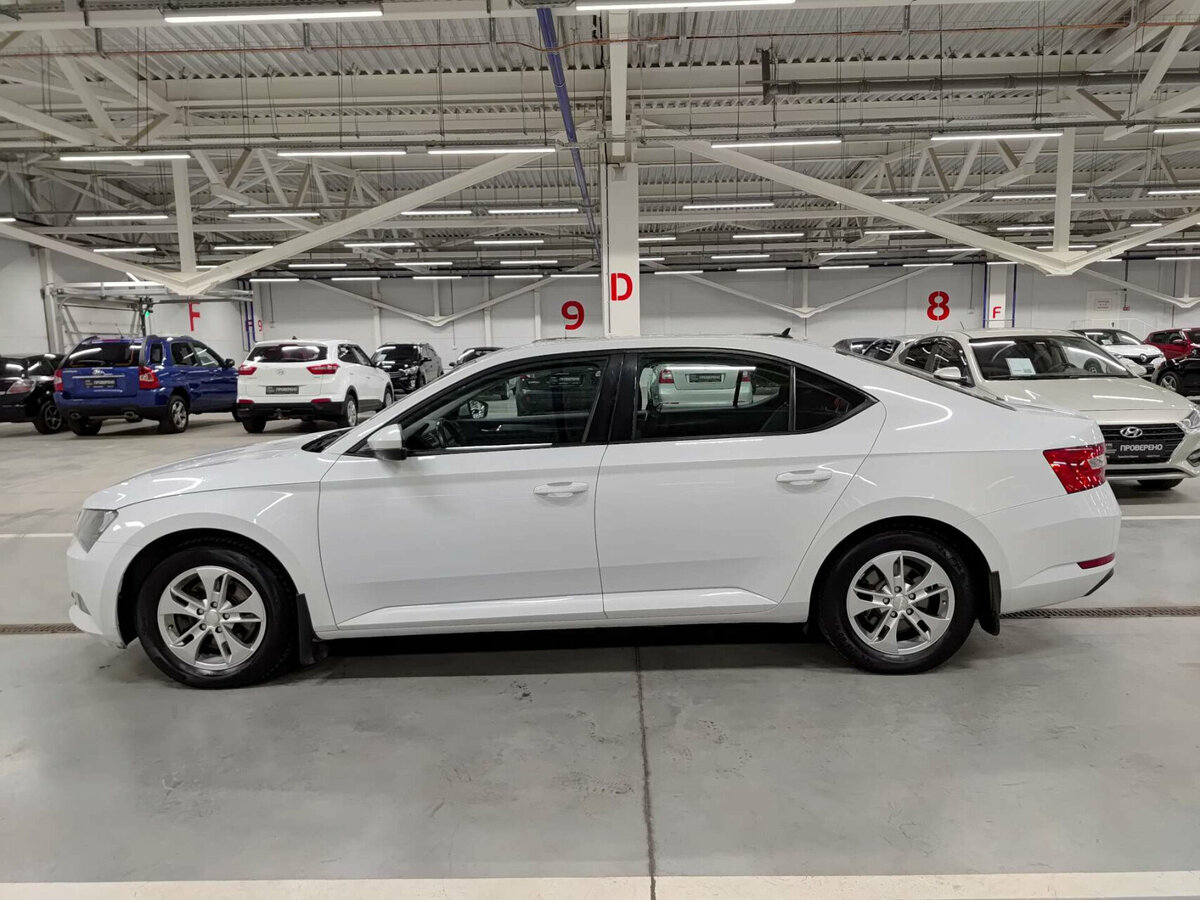 Шкода Суперб б/у, 2016, Роботизированная. Фото: #7