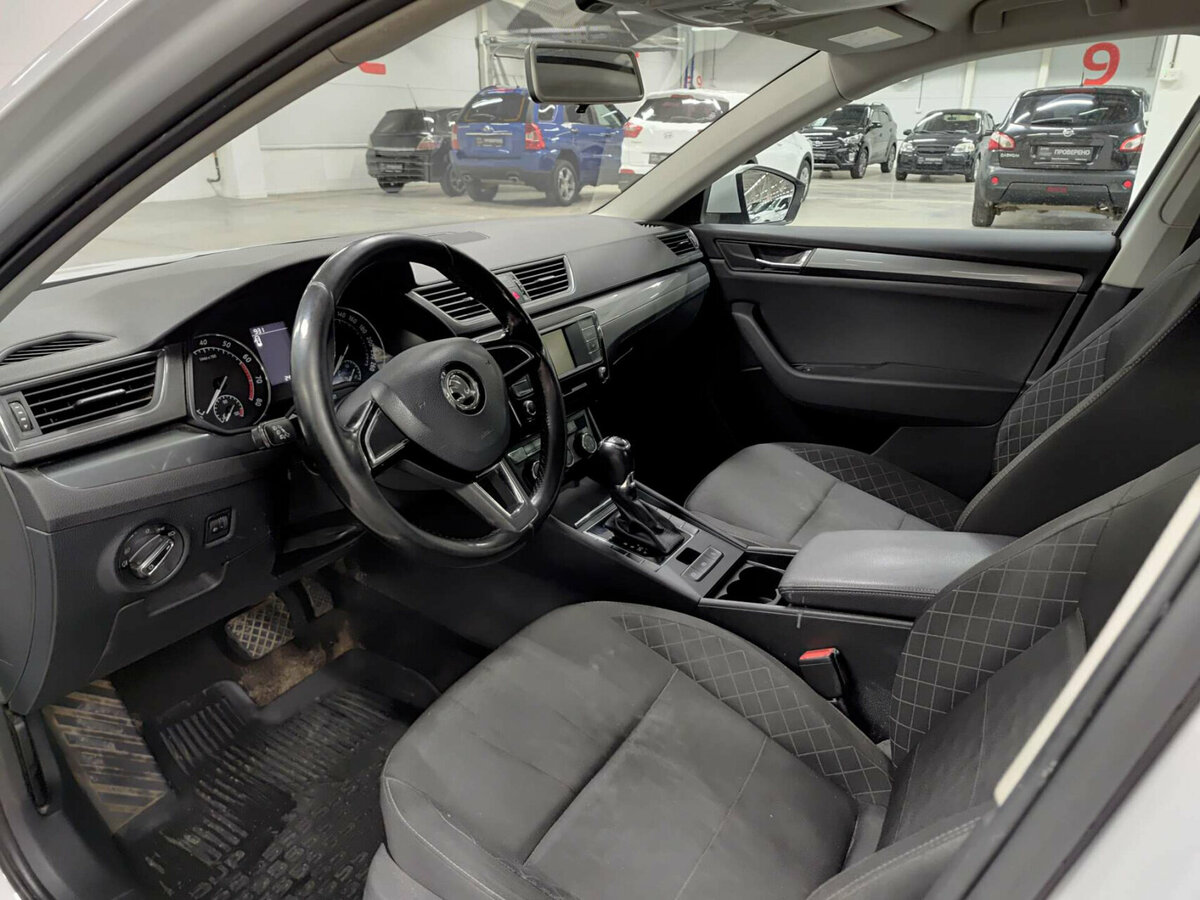 Шкода Суперб б/у, 2016, Роботизированная. Фото: #15