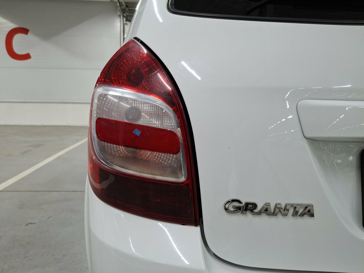 Lada (ВАЗ) Granta б/у, 2020, Механическая. Фото: #8