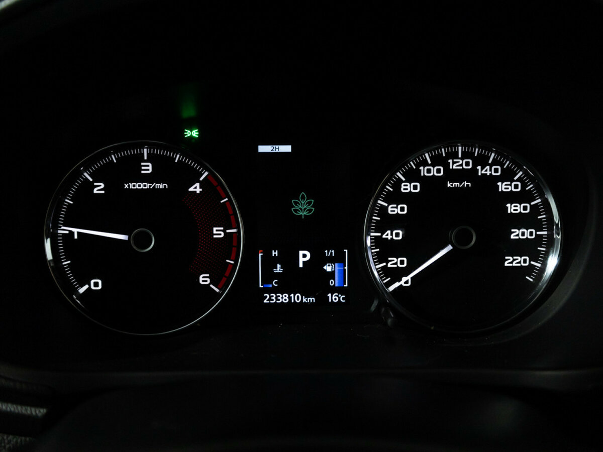 Mitsubishi Pajero Sport б/у, 2017, Автоматическая. Фото: #9